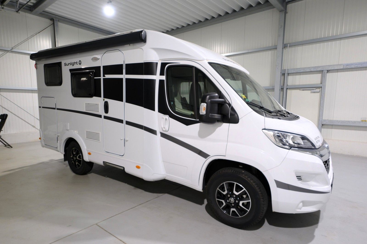 Sunlight V 60 Adventure Edition/Festbett/Garage/Klima/TOP - Teilintegriertes Wohnmobil: das Bild 1 Sunlight V 60 Adventure Edition/Festbett/Garage/Klima/TOP - Teilintegriertes Wohnmobil: das Bild 1