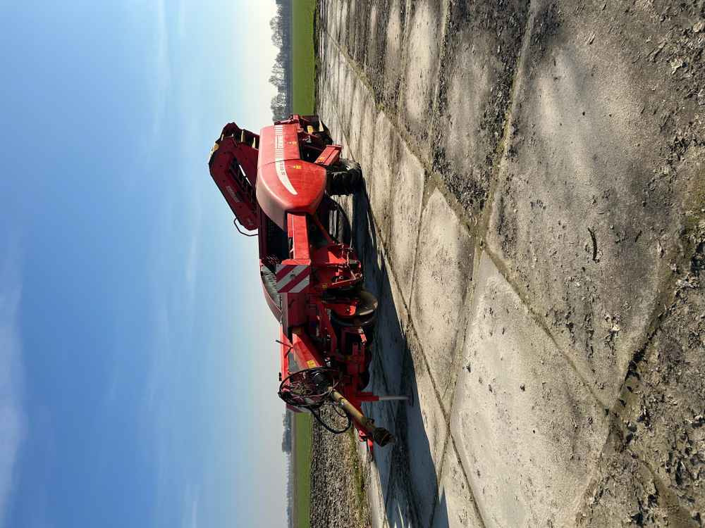 Grimme GZ 1700 DL - Erntemaschine: das Bild 1 Grimme GZ 1700 DL - Erntemaschine: das Bild 1