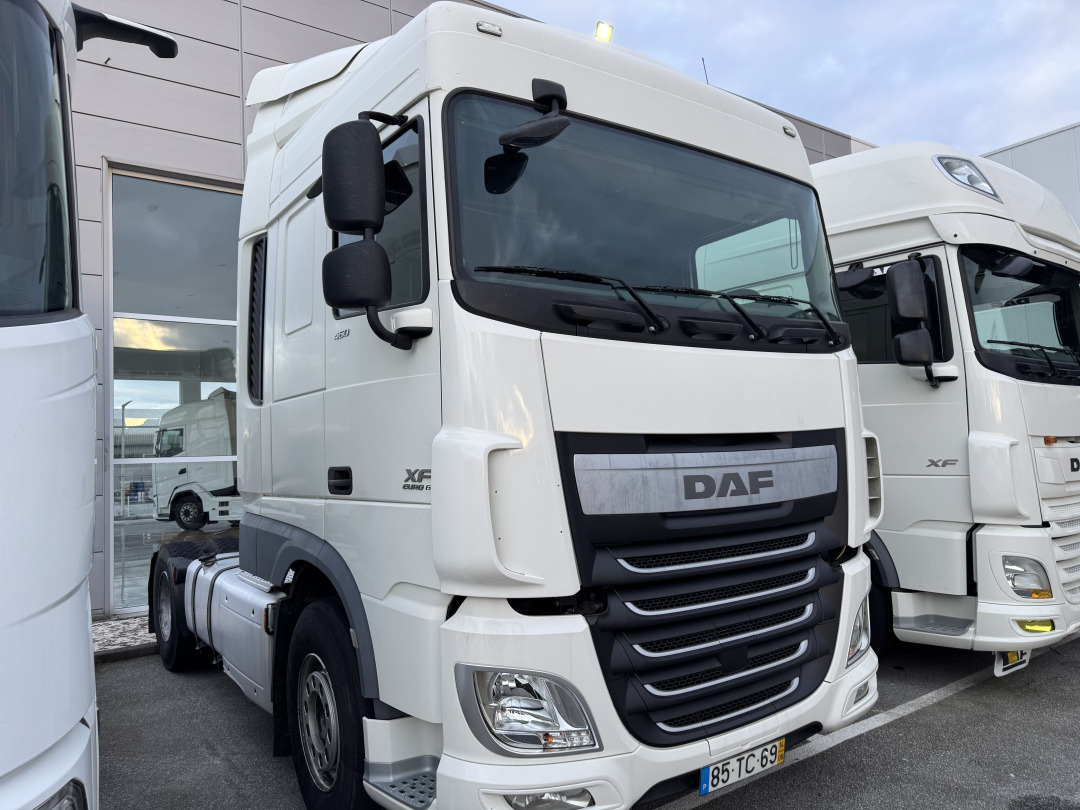 DAF XF 460 - Sattelzugmaschine: das Bild 2 DAF XF 460 - Sattelzugmaschine: das Bild 2