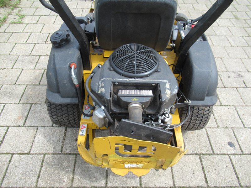 Hustler SPORT 0-Turn Maaier / Mower for parts / Defect - Rasenmäher: das Bild 4 Hustler SPORT 0-Turn Maaier / Mower for parts / Defect - Rasenmäher: das Bild 4