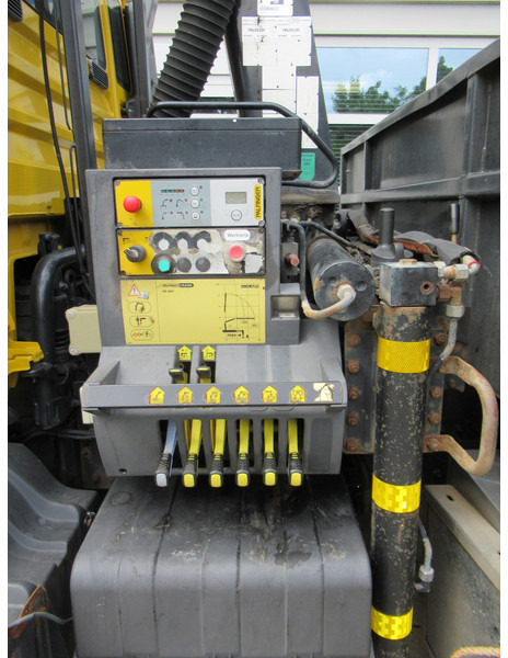 Kipper, Autokran MAN 12.220 4X2 BB EEV + Palfinger PK4501: das Bild 7