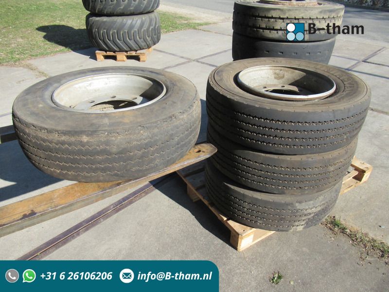 MEFRO 4 x Velg 17.5x6.75 + band Veldhuizen - Komplettrad für LKW: das Bild 1 MEFRO 4 x Velg 17.5x6.75 + band Veldhuizen - Komplettrad für LKW: das Bild 1