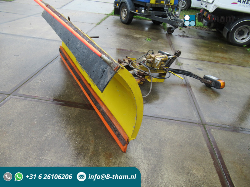 Meyer Jongerius Sneeuwploeg 12V Hydro unit - 215 CM - Schneepflug: das Bild 1 Meyer Jongerius Sneeuwploeg 12V Hydro unit - 215 CM - Schneepflug: das Bild 1