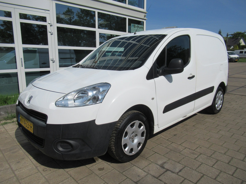 Peugeot Partner 120 1.6 HDI L1 XT AIRCO - KLIMA Schuifdeur - Koffer Transporter: das Bild 3 Peugeot Partner 120 1.6 HDI L1 XT AIRCO - KLIMA Schuifdeur - Koffer Transporter: das Bild 3
