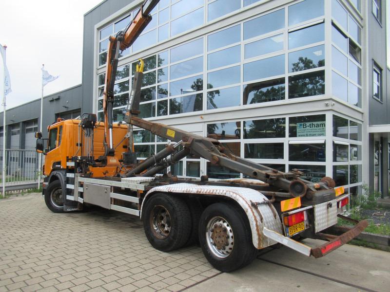 Scania P 320 B 6x2*4 + HMF 835 + HYVA Haakarm - Abrollkipper, Autokran: das Bild 4 Scania P 320 B 6x2*4 + HMF 835 + HYVA Haakarm - Abrollkipper, Autokran: das Bild 4