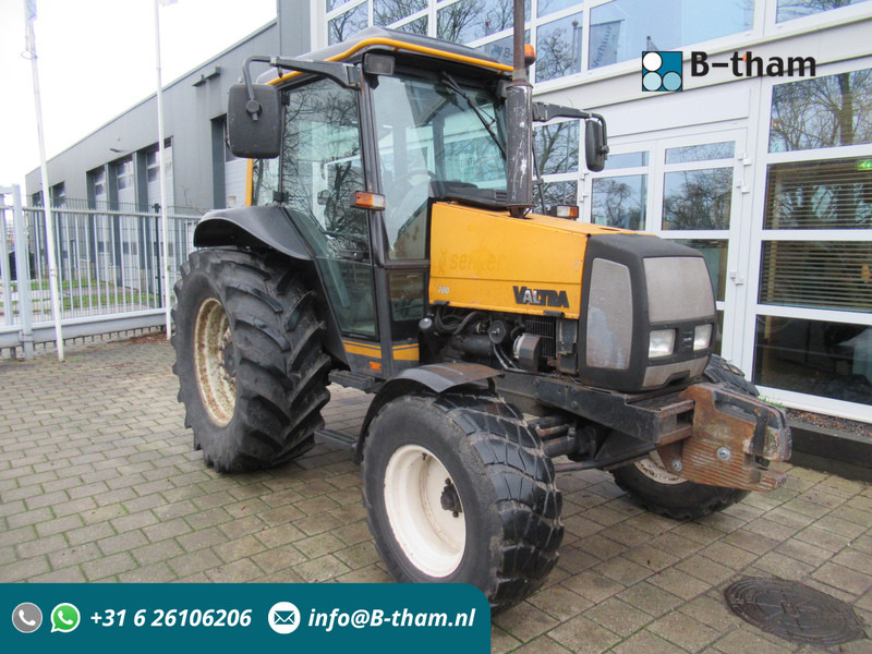 Valtra 700 4x2 VALMET - Traktor: das Bild 1 Valtra 700 4x2 VALMET - Traktor: das Bild 1