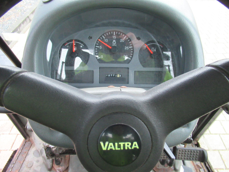 Traktor Valtra A75 4x2 + Fronthef VALMET: das Bild 10