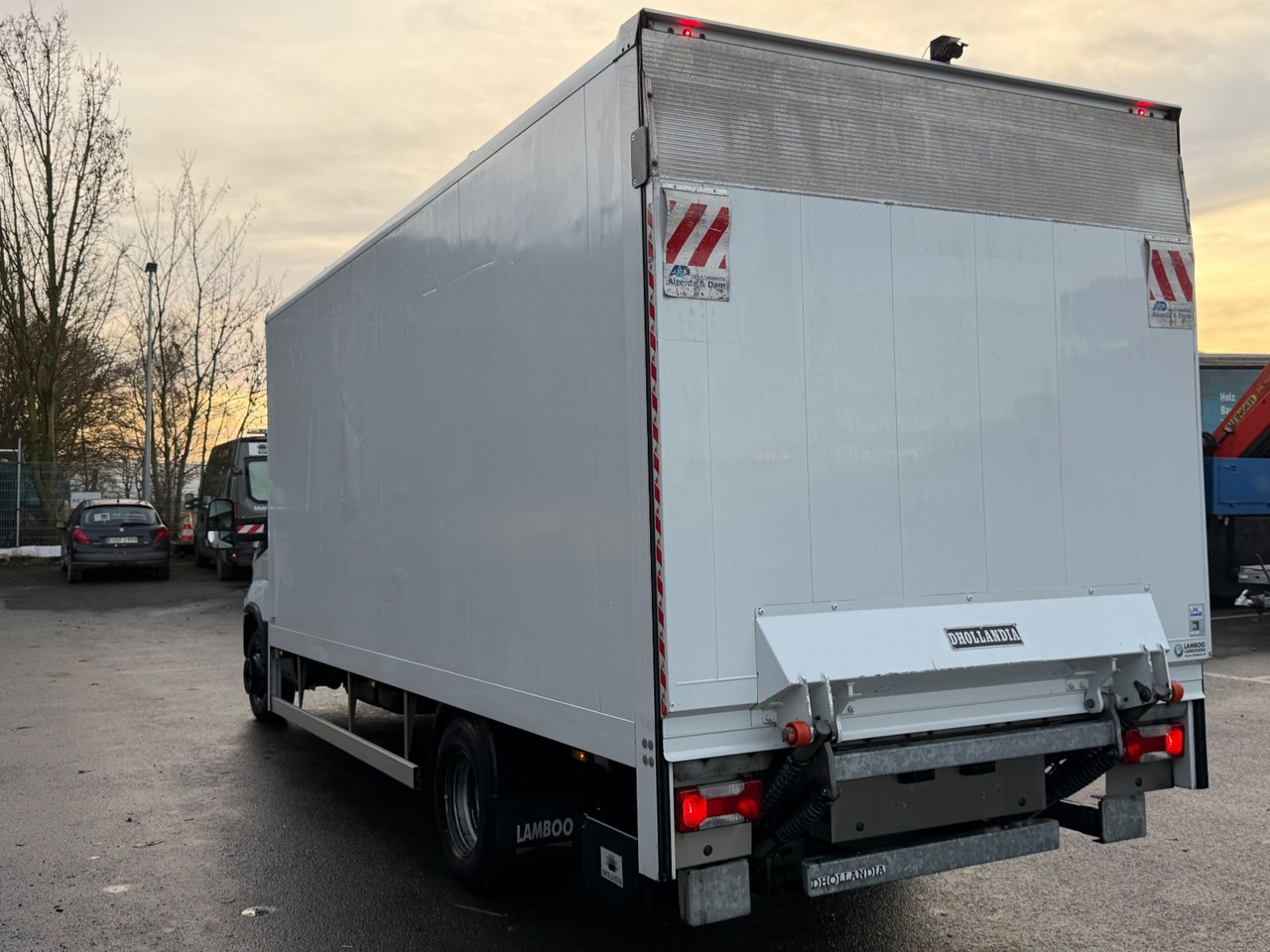 Iveco 70C18 HiMatic, Klima, Luftfederung, Lbw 5x units - Koffer Transporter: das Bild 4 Iveco 70C18 HiMatic, Klima, Luftfederung, Lbw 5x units - Koffer Transporter: das Bild 4