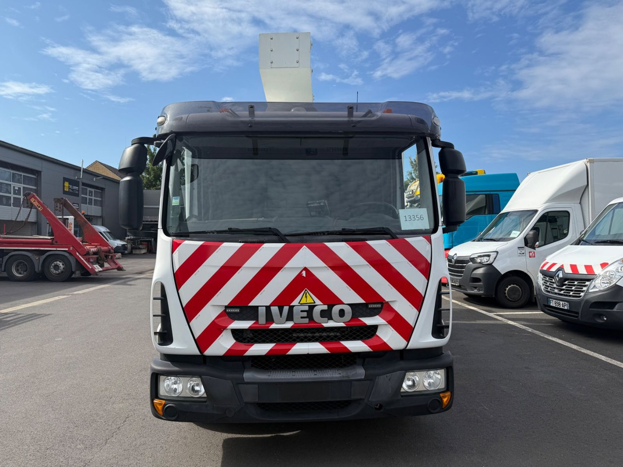 LKW mit Arbeitsbühne Iveco Eurocargo 120E18 E5/15m/Comet 151TAL: das Bild 9