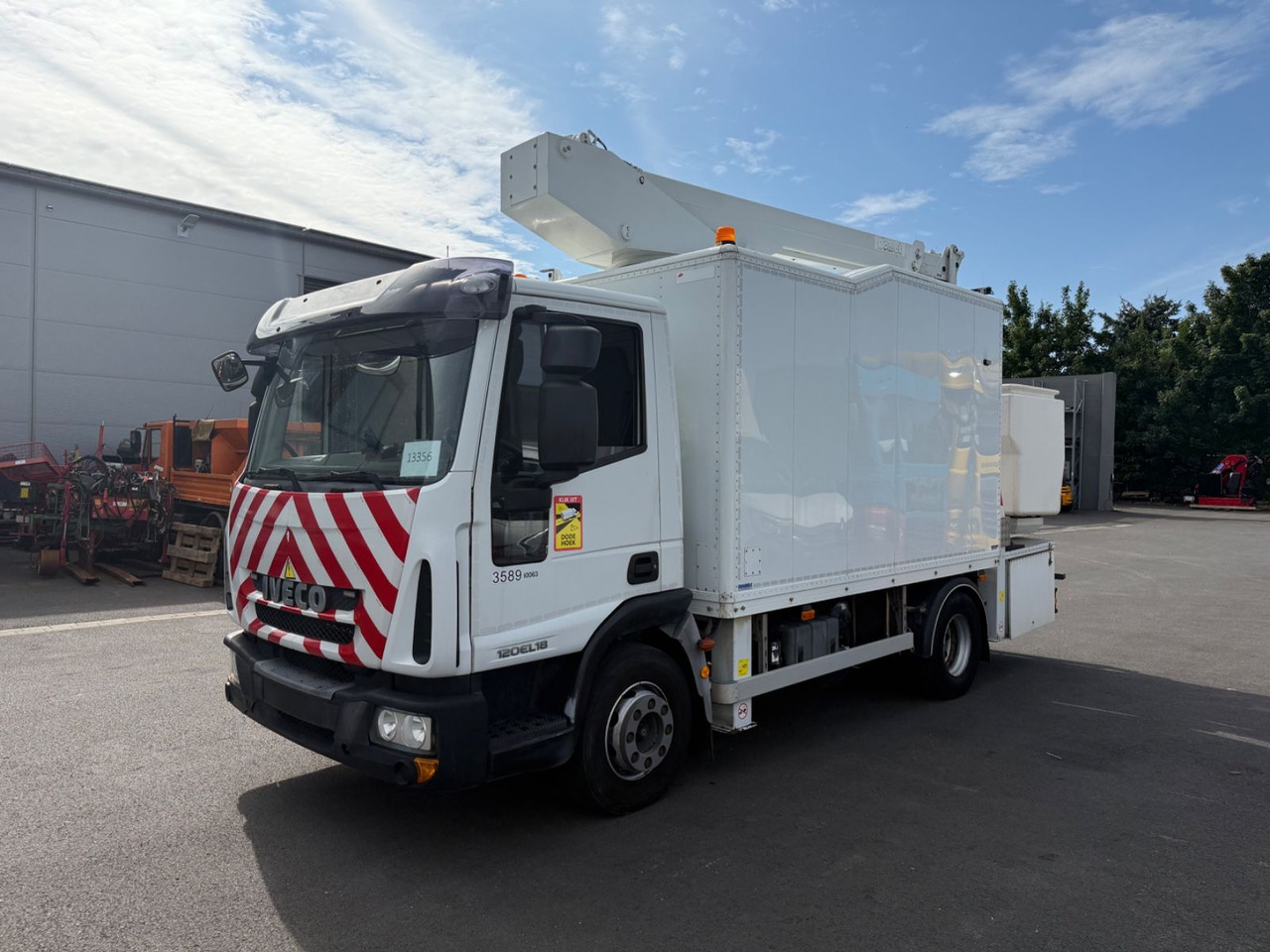 LKW mit Arbeitsbühne Iveco Eurocargo 120E18 E5/15m/Comet 151TAL: das Bild 8