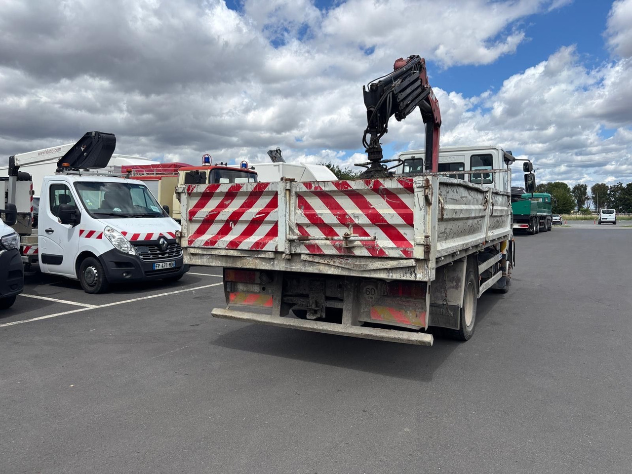 Iveco Eurocargo ML120E21 /Kipper/ Kran/ kein Brief! - Kipper, Autokran: das Bild 3 Iveco Eurocargo ML120E21 /Kipper/ Kran/ kein Brief! - Kipper, Autokran: das Bild 3