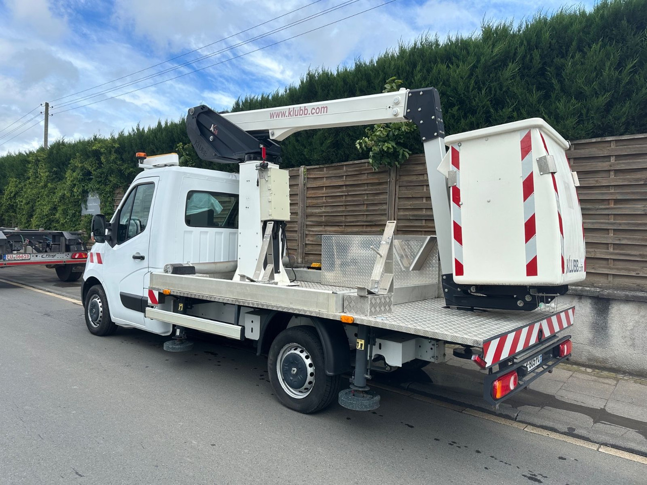 Renault Master III Steiger/11,2m/3,5t/Klubb K26/Klima - LKW mit Arbeitsbühne: das Bild 4 Renault Master III Steiger/11,2m/3,5t/Klubb K26/Klima - LKW mit Arbeitsbühne: das Bild 4