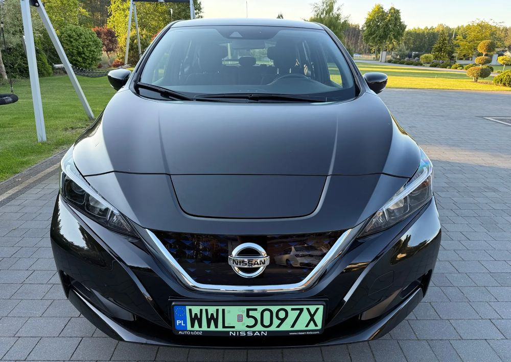 Nissan Leaf 40kWh Acenta - PKW: das Bild 2 Nissan Leaf 40kWh Acenta - PKW: das Bild 2