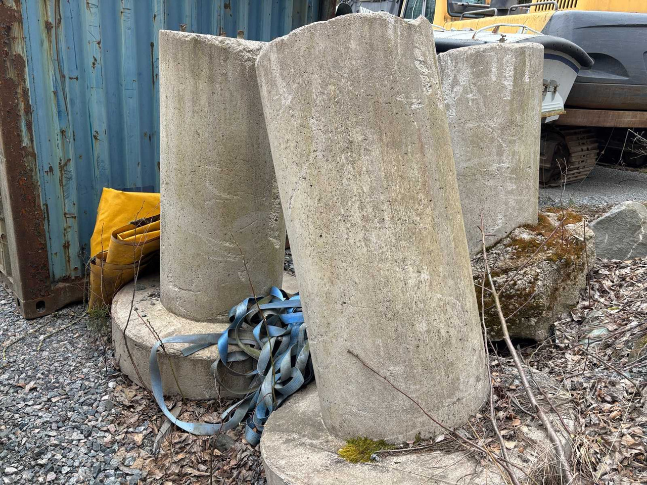 Baugeräte Foundations for pillars: das Bild 1