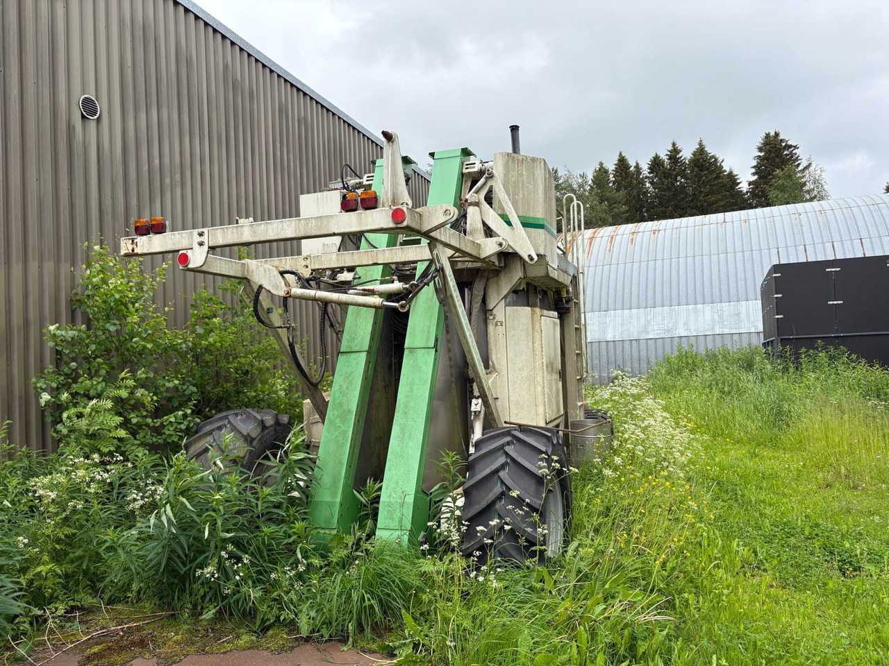 Fruit picking machine Joonas FH - Erntemaschine: das Bild 2 Fruit picking machine Joonas FH - Erntemaschine: das Bild 2
