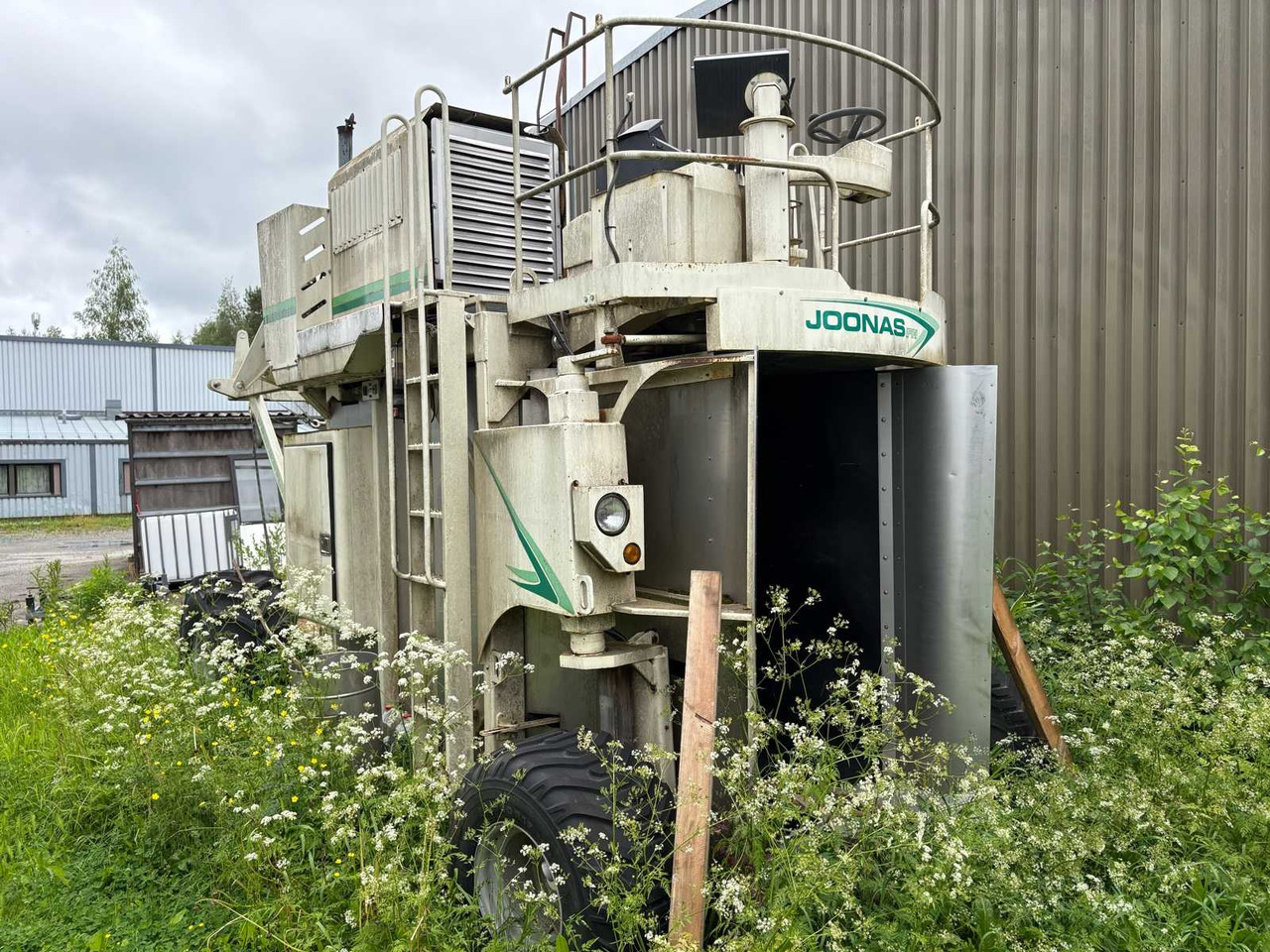 Fruit picking machine Joonas FH - Erntemaschine: das Bild 5 Fruit picking machine Joonas FH - Erntemaschine: das Bild 5