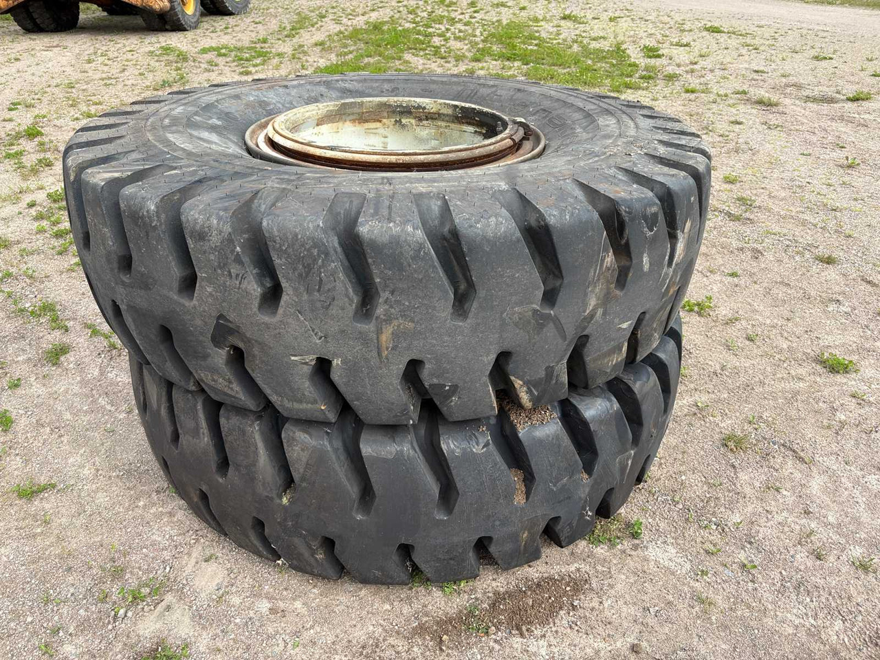 Heavy Equipment Tyres Nokia HTS 16.00-25 2 pcs - Reifen: das Bild 3 Heavy Equipment Tyres Nokia HTS 16.00-25 2 pcs - Reifen: das Bild 3
