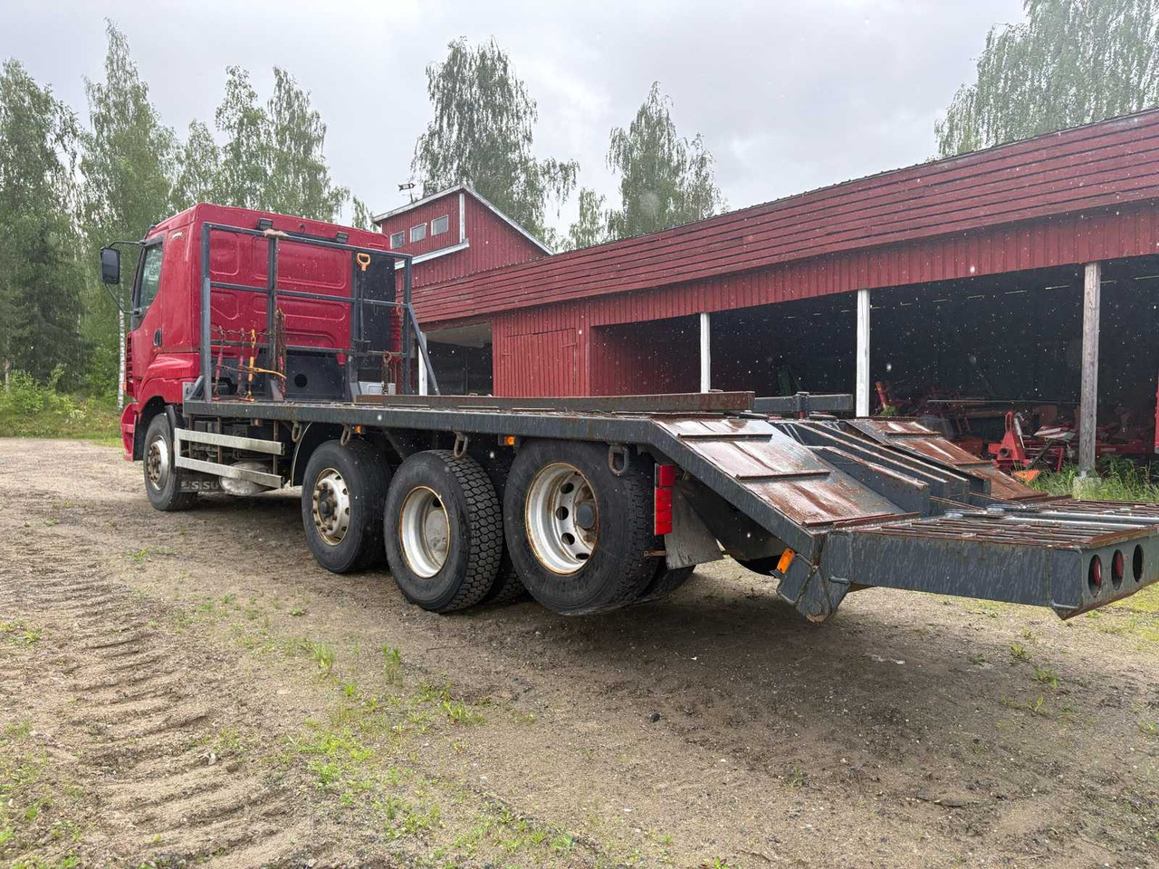 Autotransporter LKW Machine transporter Sisu E12M 11.9: das Bild 20