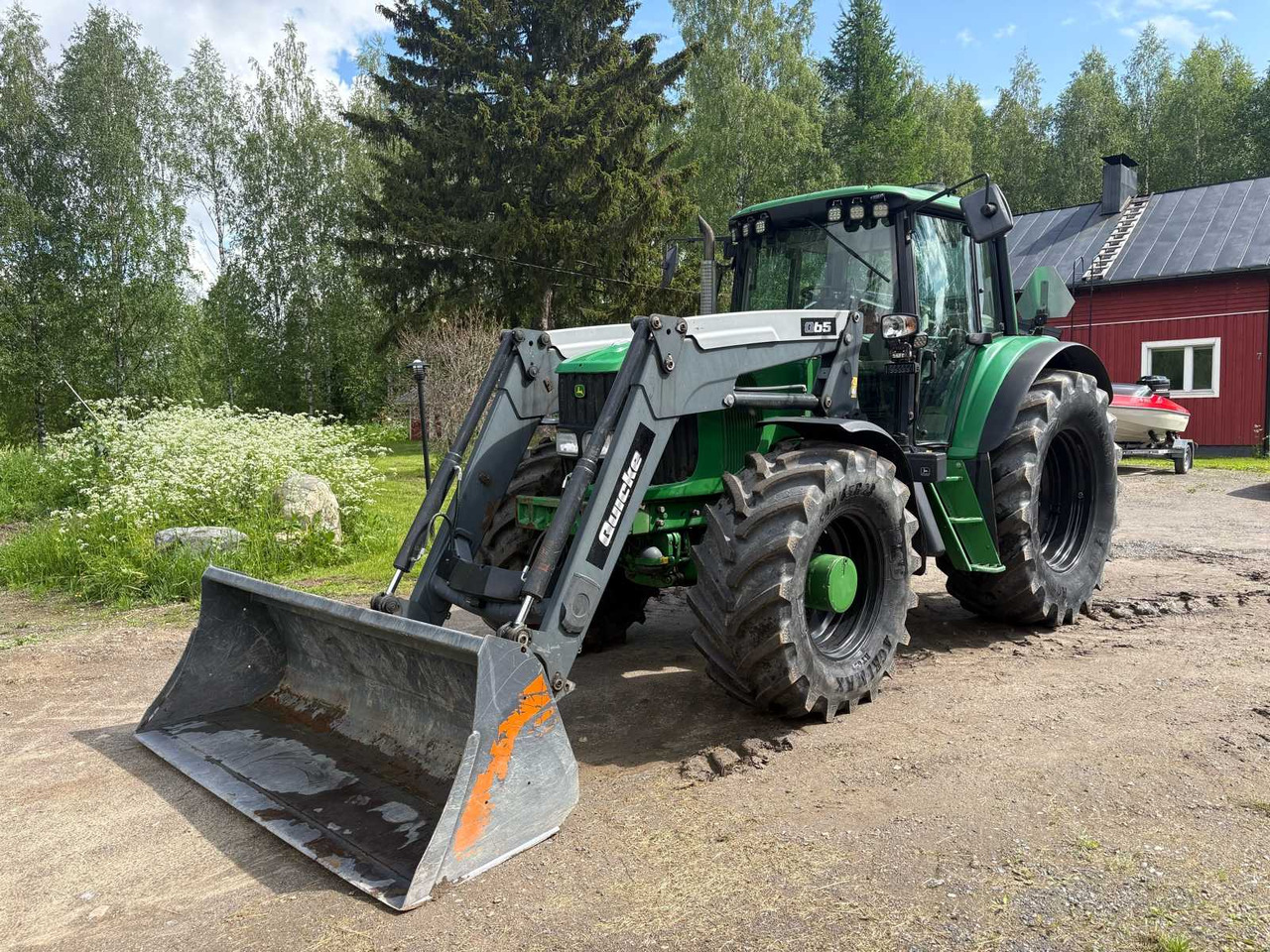 Tractor John Deere 6620 AutoPowr - Traktor: das Bild 1 Tractor John Deere 6620 AutoPowr - Traktor: das Bild 1