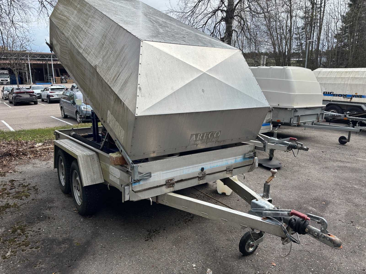 Water pump on trailer Areco Snowsystems - Wasserpumpe: das Bild 3 Water pump on trailer Areco Snowsystems - Wasserpumpe: das Bild 3