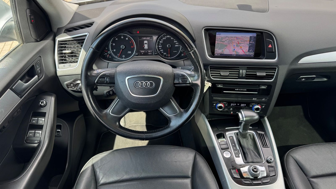 Audi Q5 2.0 TFSI tiptronic quattro Leder Xenon Pano - SUV/ Geländewagen: das Bild 2 Audi Q5 2.0 TFSI tiptronic quattro Leder Xenon Pano - SUV/ Geländewagen: das Bild 2