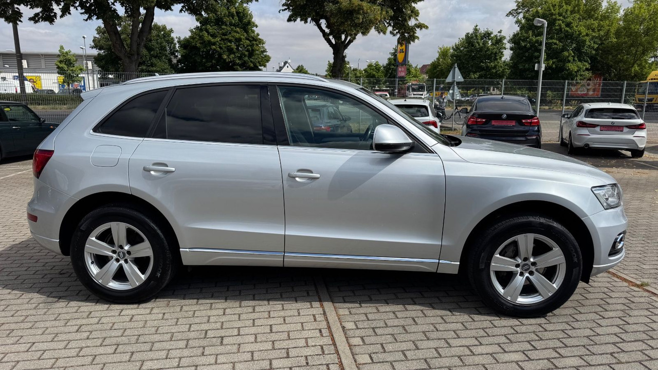 Audi Q5 2.0 TFSI tiptronic quattro Leder Xenon Pano - SUV/ Geländewagen: das Bild 4 Audi Q5 2.0 TFSI tiptronic quattro Leder Xenon Pano - SUV/ Geländewagen: das Bild 4