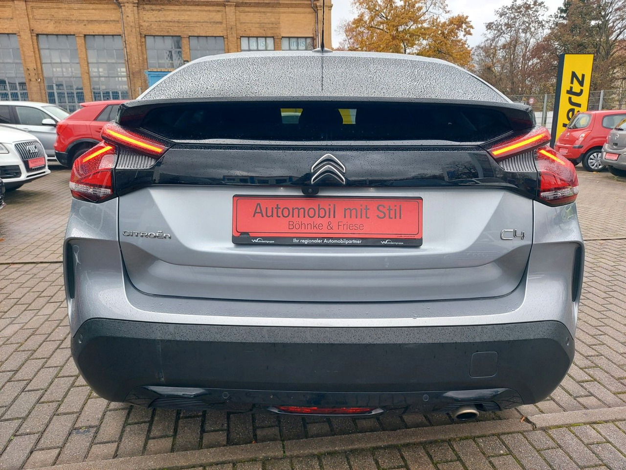 Citroën C4 Lim. Shine Automatik Leder Navi LED uvm. - SUV/ Geländewagen: das Bild 5 Citroën C4 Lim. Shine Automatik Leder Navi LED uvm. - SUV/ Geländewagen: das Bild 5