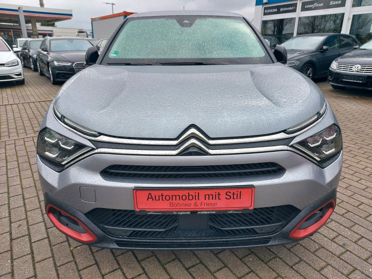 Citroën C4 Lim. Shine Automatik Leder Navi LED uvm. - SUV/ Geländewagen: das Bild 2 Citroën C4 Lim. Shine Automatik Leder Navi LED uvm. - SUV/ Geländewagen: das Bild 2