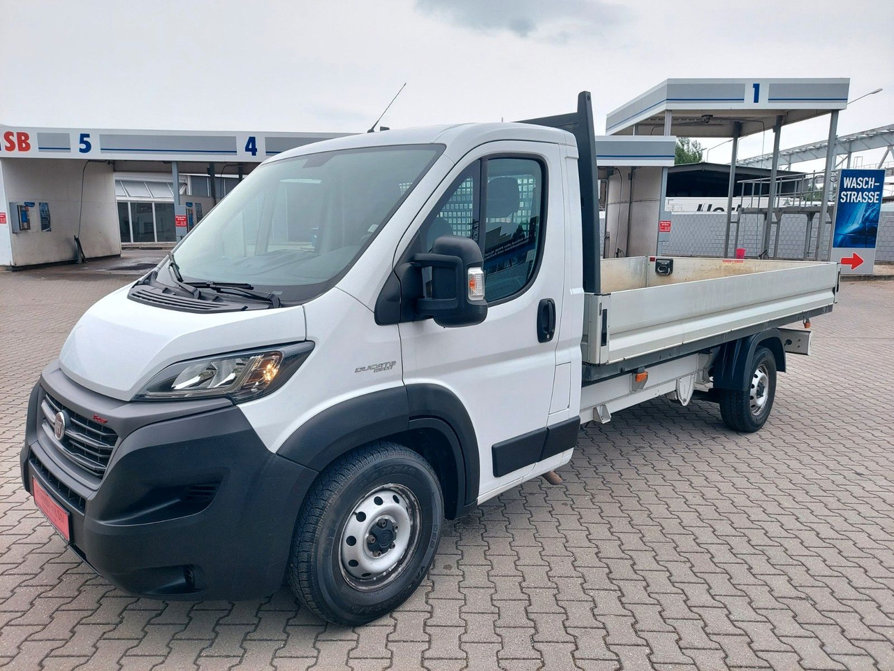 Fiat Ducato Maxi Pritsche 35 180 L5 Pritsche - Pritsche Transporter: das Bild 4 Fiat Ducato Maxi Pritsche 35 180 L5 Pritsche - Pritsche Transporter: das Bild 4