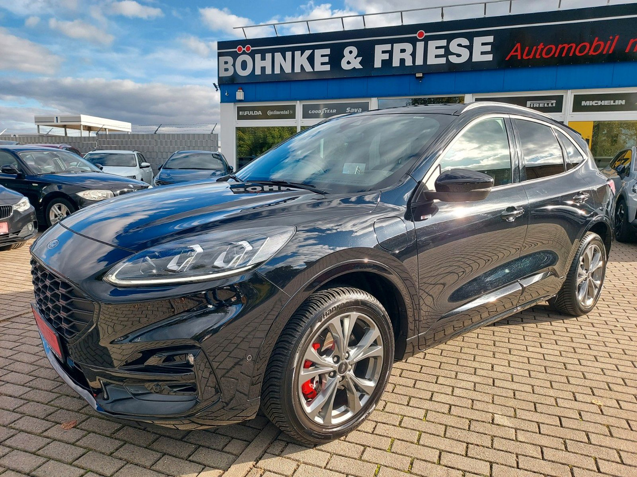 Ford Kuga Plug-In Hybrid ST-Line X ACC Assist 360° - SUV/ Geländewagen: das Bild 4 Ford Kuga Plug-In Hybrid ST-Line X ACC Assist 360° - SUV/ Geländewagen: das Bild 4