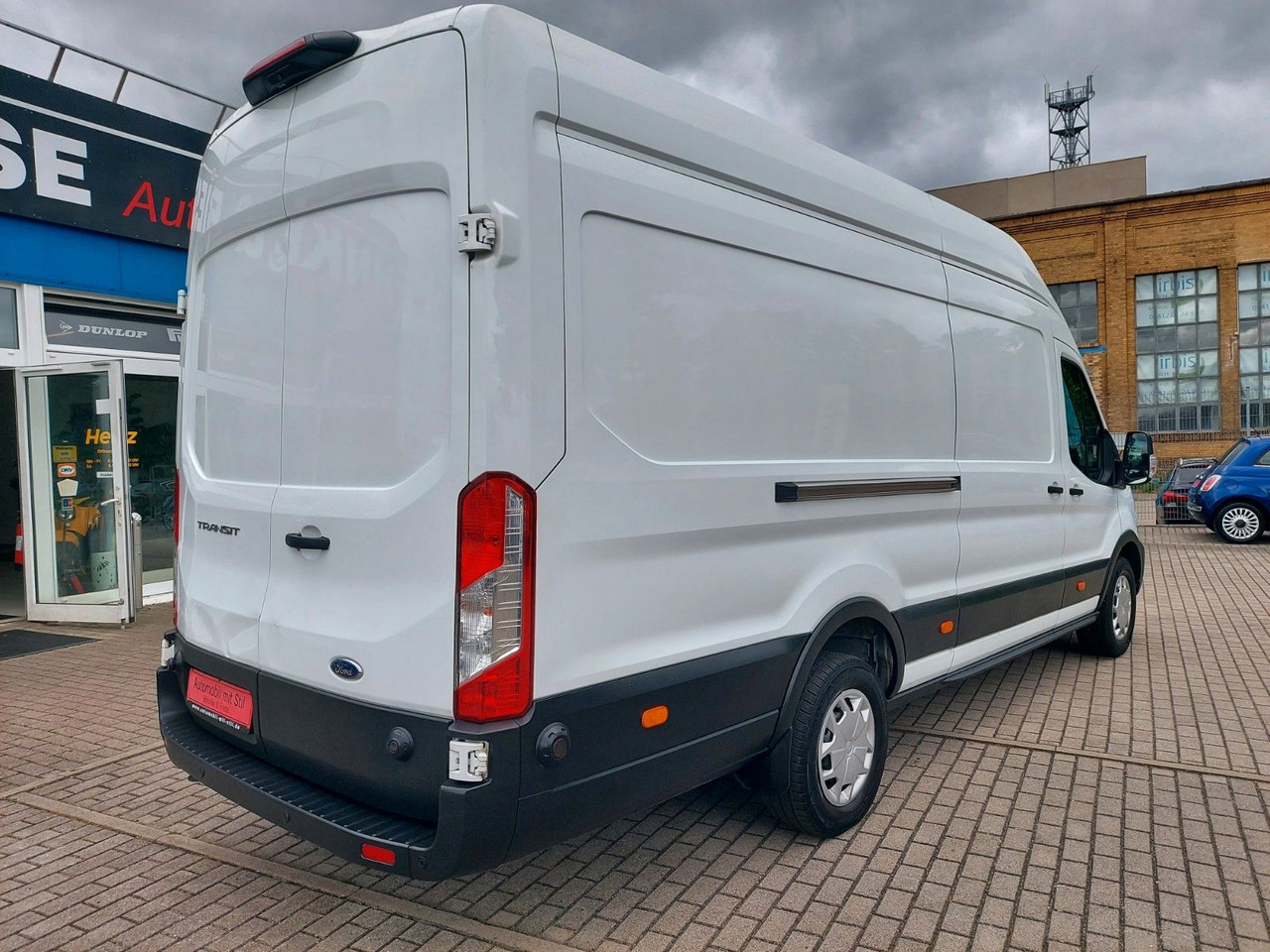 Ford Transit Kasten 350 L4 lang hoch Klima Cam DAB - Personentransporter: das Bild 5 Ford Transit Kasten 350 L4 lang hoch Klima Cam DAB - Personentransporter: das Bild 5