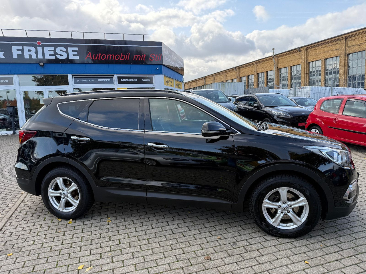 Hyundai Santa Fe blue Premium 4WD XENON LED NAVI LEDER - SUV/ Geländewagen: das Bild 3 Hyundai Santa Fe blue Premium 4WD XENON LED NAVI LEDER - SUV/ Geländewagen: das Bild 3