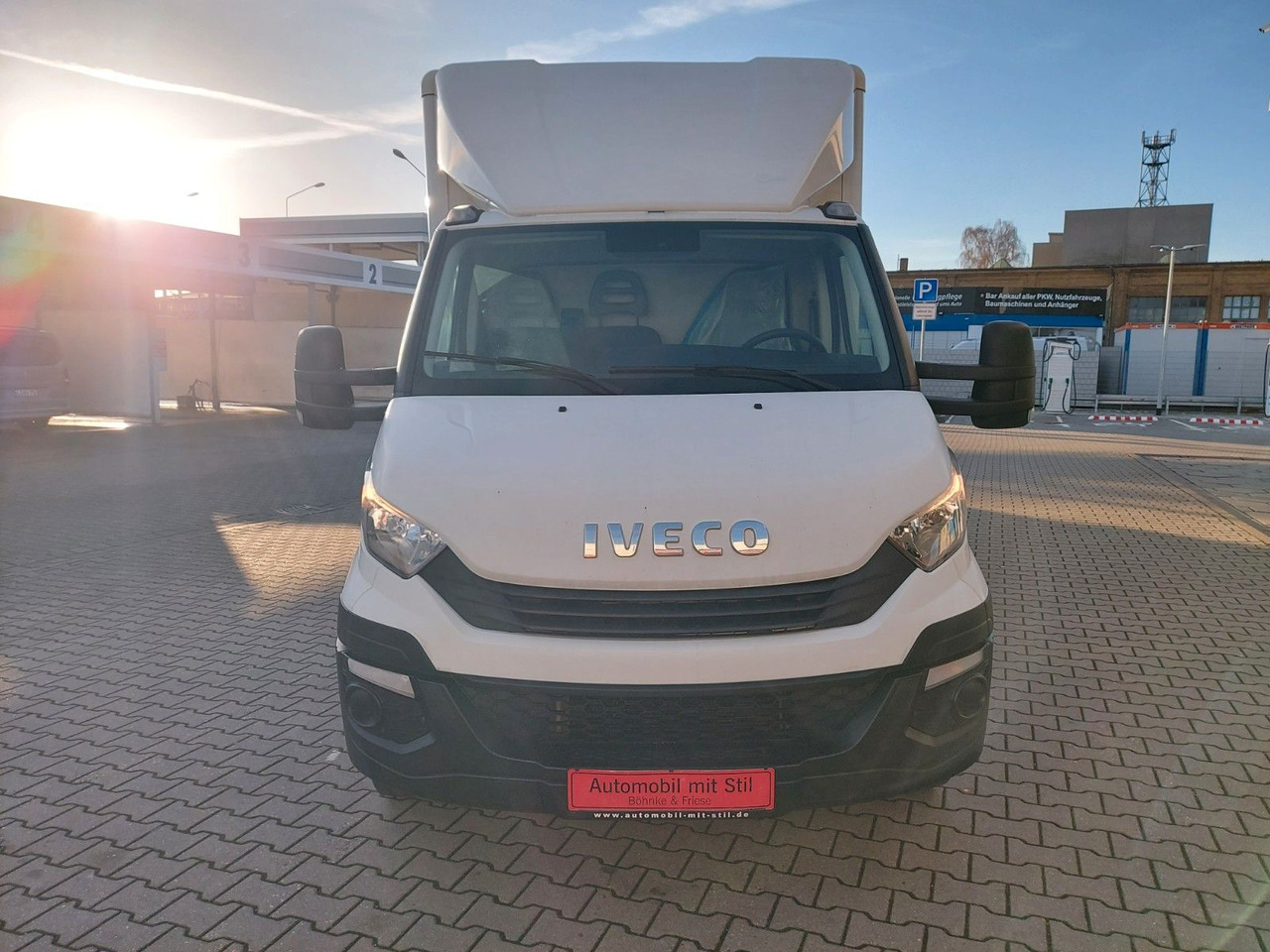 Iveco Daily 35s16 KOFFER LBW KLIMA - Koffer Transporter: das Bild 5 Iveco Daily 35s16 KOFFER LBW KLIMA - Koffer Transporter: das Bild 5