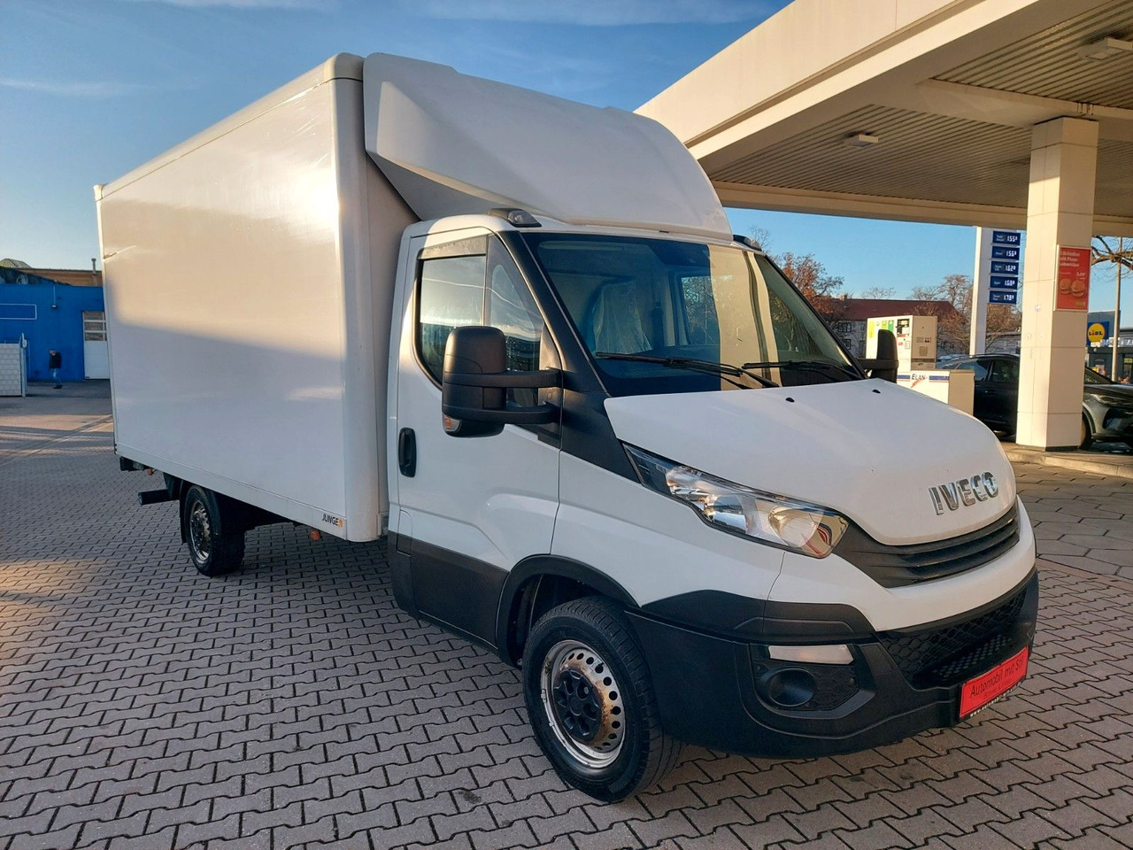Iveco Daily 35s16 KOFFER LBW KLIMA - Koffer Transporter: das Bild 2 Iveco Daily 35s16 KOFFER LBW KLIMA - Koffer Transporter: das Bild 2