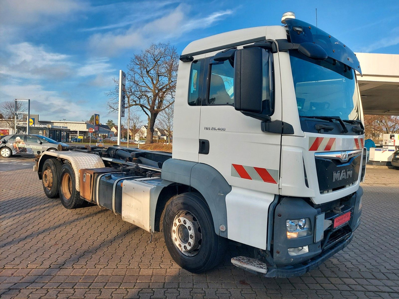 MAN 26.400 ABROLLER HIAB - Abrollkipper: das Bild 3 MAN 26.400 ABROLLER HIAB - Abrollkipper: das Bild 3