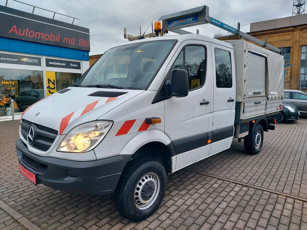 Mercedes-Benz Sprinter II DoKa 316 CDI 4X4 Pritsche 6 Sitze - Planen Transporter, Transporter mit Doppelkabine: das Bild 5 Mercedes-Benz Sprinter II DoKa 316 CDI 4X4 Pritsche 6 Sitze - Planen Transporter, Transporter mit Doppelkabine: das Bild 5