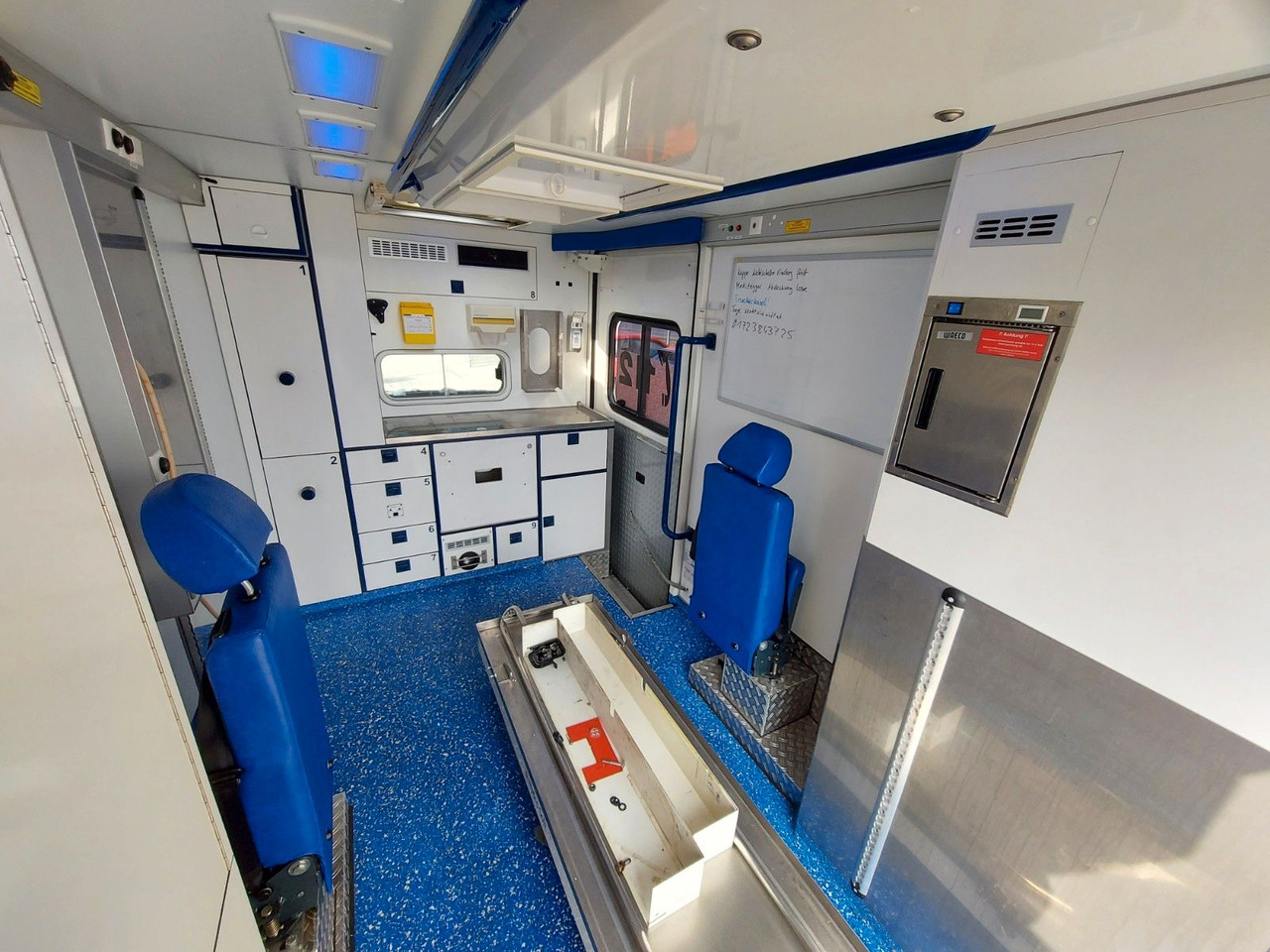 Mercedes-Benz Sprinter II Pritsche 516 Autom. RTW Ambulance – Leasing Mercedes-Benz Sprinter II Pritsche 516 Autom. RTW Ambulance: das Bild 20
