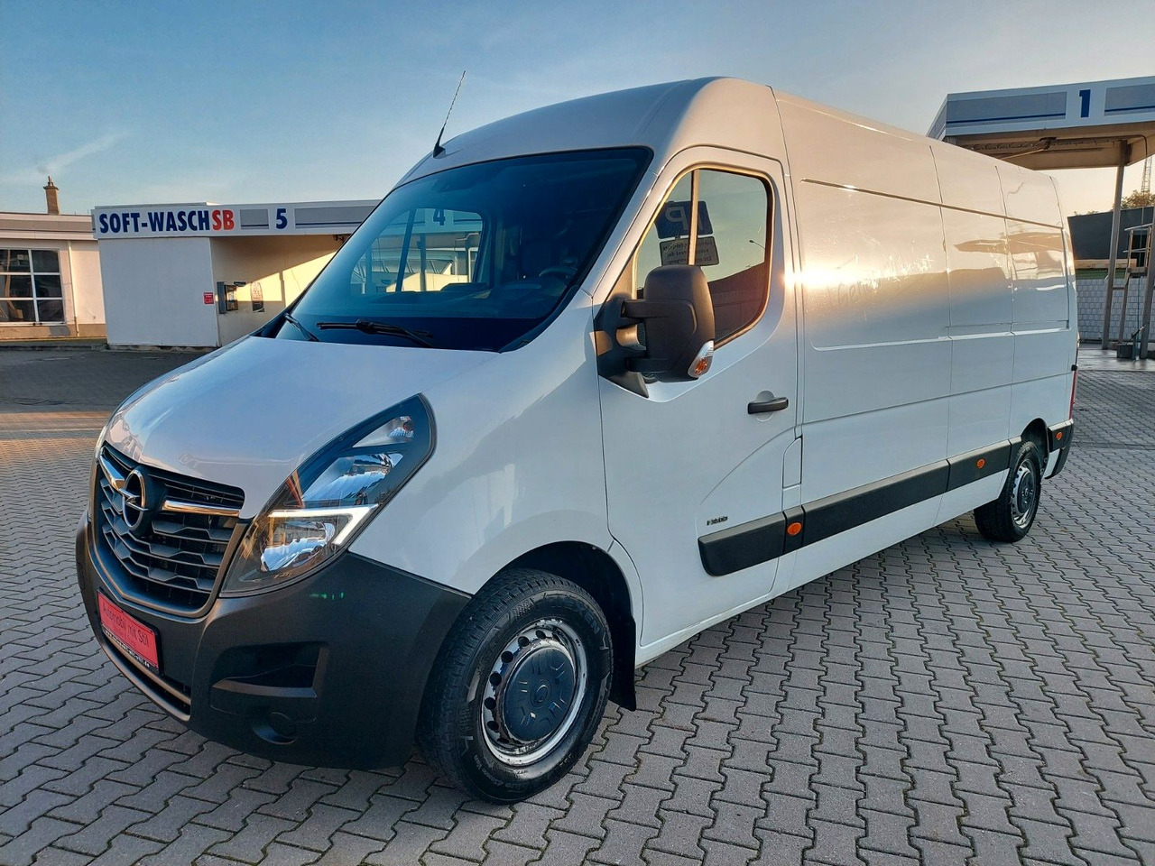 Opel Movano B Kasten Kombi HKa L3H2 3,5t - Personentransporter: das Bild 2 Opel Movano B Kasten Kombi HKa L3H2 3,5t - Personentransporter: das Bild 2