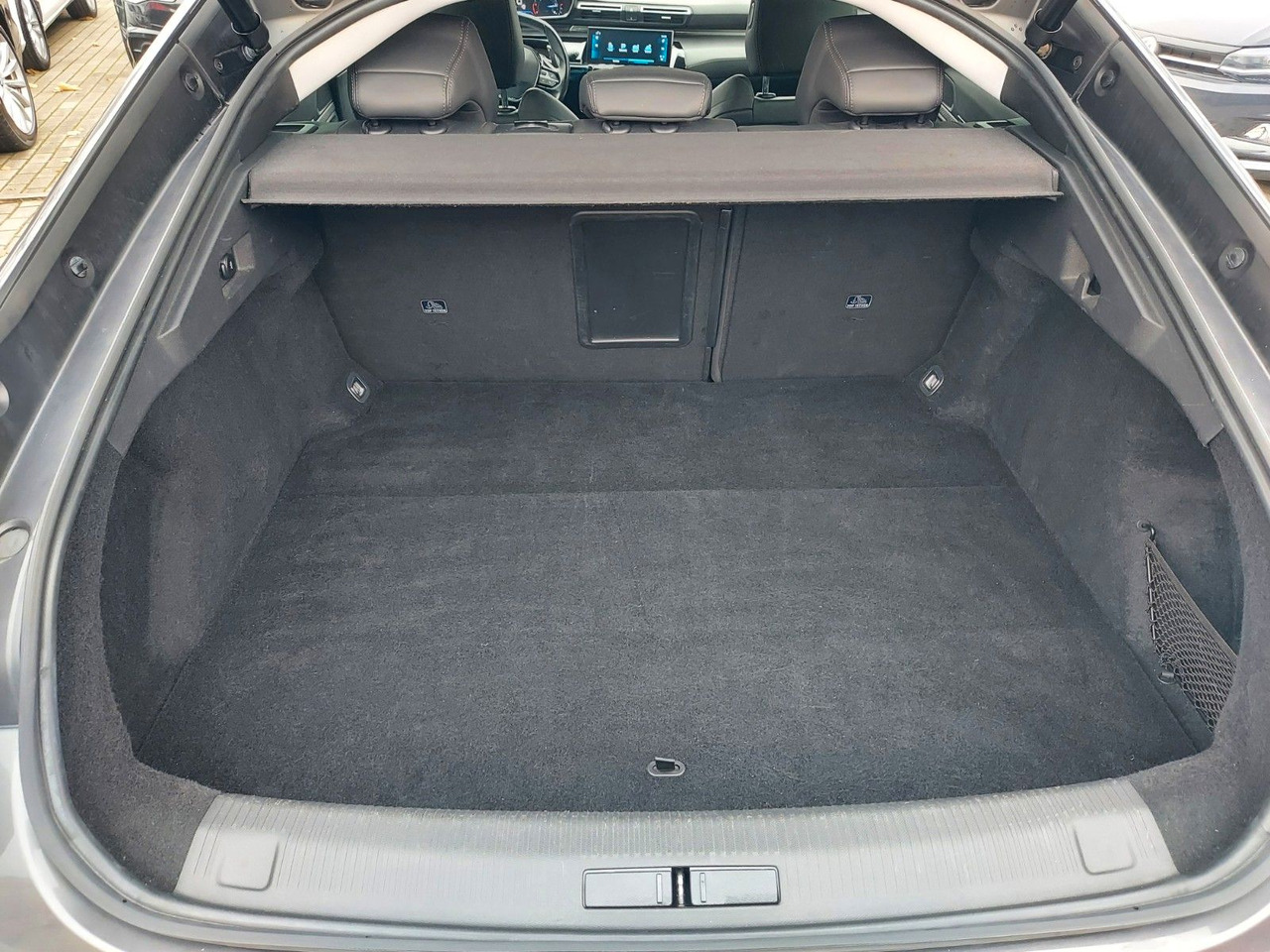 Limousine Peugeot 508 Allure Pack Autom. ACC Leder Spurassist: das Bild 23 Limousine Peugeot 508 Allure Pack Autom. ACC Leder Spurassist: das Bild 23