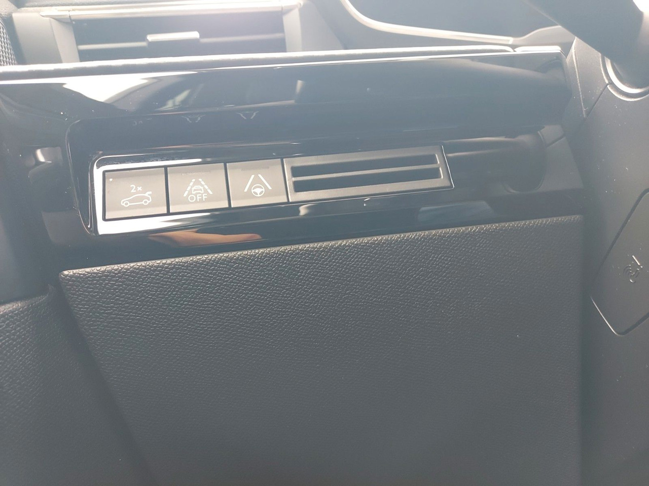 Limousine Peugeot 508 Allure Pack Autom. ACC Leder Spurassist: das Bild 21 Limousine Peugeot 508 Allure Pack Autom. ACC Leder Spurassist: das Bild 21