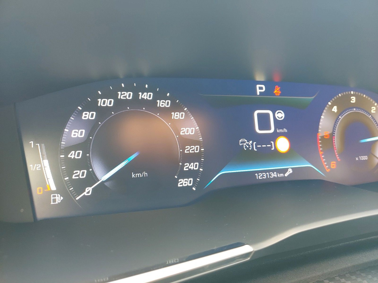 Limousine Peugeot 508 Allure Pack Autom. ACC Leder Spurassist: das Bild 17 Limousine Peugeot 508 Allure Pack Autom. ACC Leder Spurassist: das Bild 17