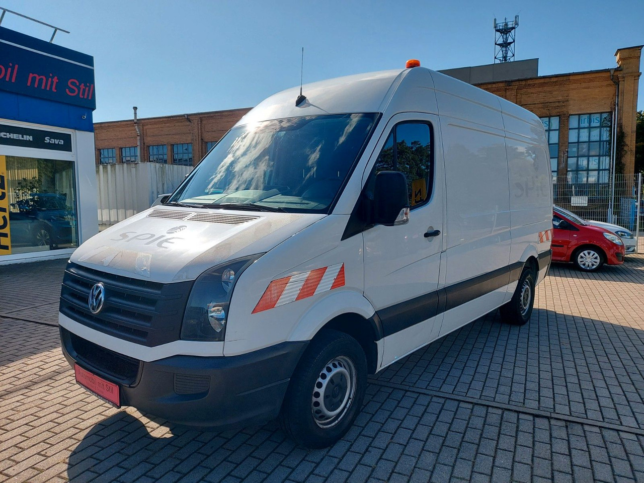 Volkswagen Crafter Kasten 35 mittel L2H2 Hochdach Klima - Kastenwagen: das Bild 5 Volkswagen Crafter Kasten 35 mittel L2H2 Hochdach Klima - Kastenwagen: das Bild 5