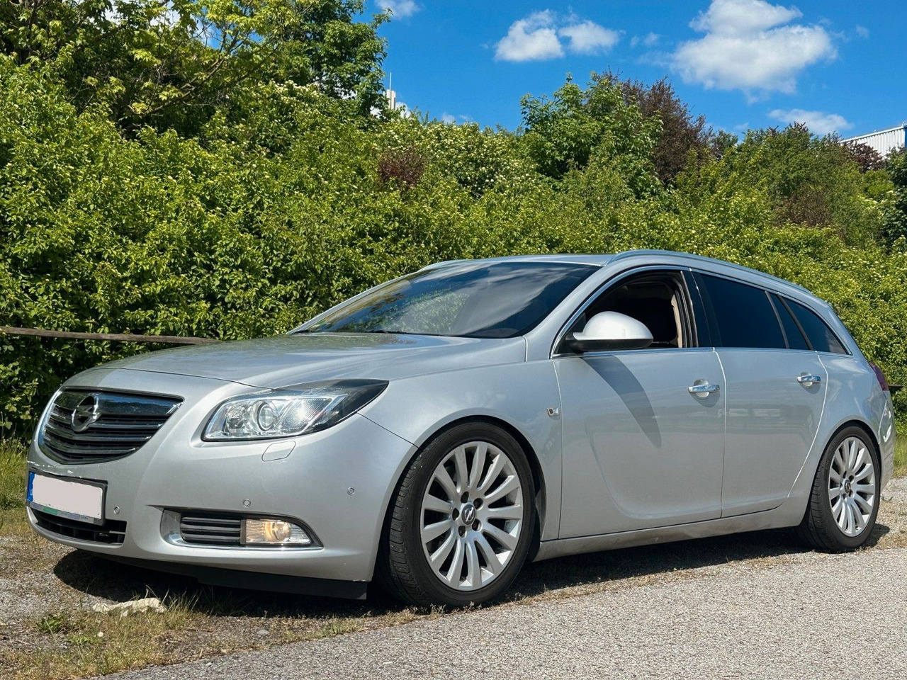 Opel Insignia Sports Tourer 2.0 CDTI eco 118 S/S - PKW: das Bild 1 Opel Insignia Sports Tourer 2.0 CDTI eco 118 S/S - PKW: das Bild 1