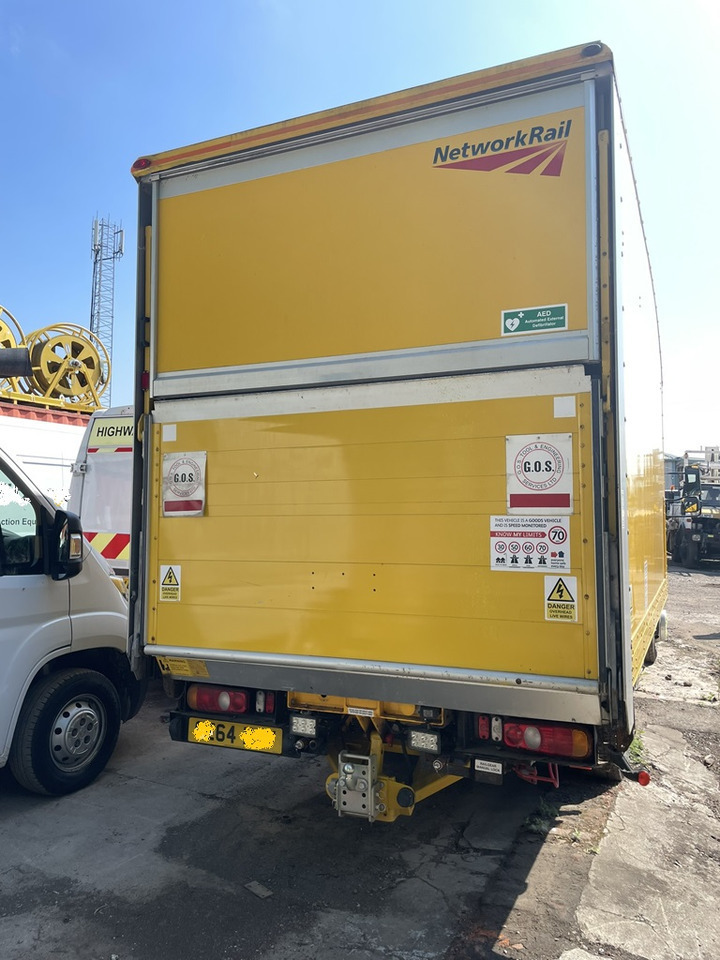 Mitsubishi Fusso - Koffer LKW: das Bild 3 Mitsubishi Fusso - Koffer LKW: das Bild 3