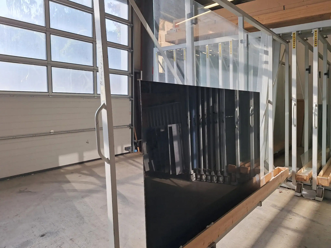 2 Stk. Glasscheiben - Werkzeug/ Gerät: das Bild 1 2 Stk. Glasscheiben - Werkzeug/ Gerät: das Bild 1