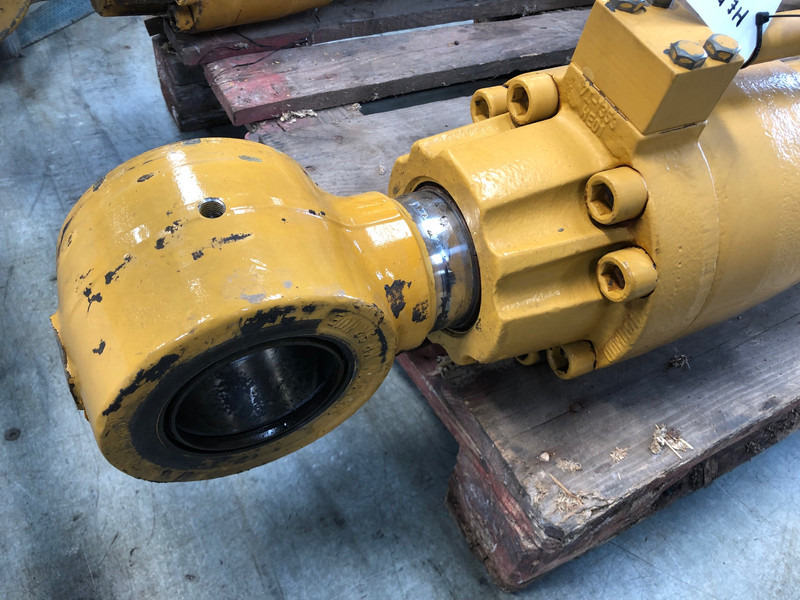 Caterpillar 322B Boomcylinder OEM 1184166 - Hydraulik: das Bild 3 Caterpillar 322B Boomcylinder OEM 1184166 - Hydraulik: das Bild 3