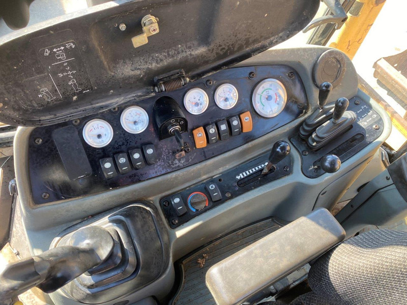 Caterpillar 432D NVT - Baggerlader: das Bild 5 Caterpillar 432D NVT - Baggerlader: das Bild 5