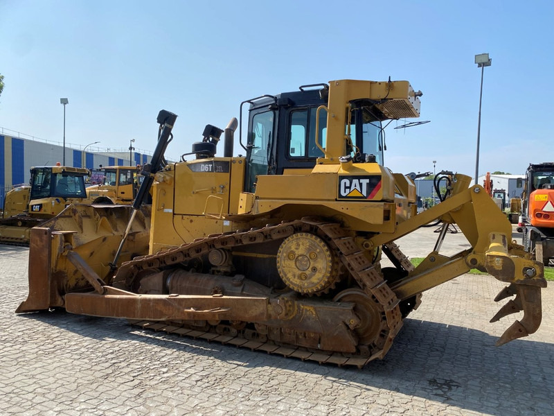Caterpillar D6T NVT - Bulldozer: das Bild 2 Caterpillar D6T NVT - Bulldozer: das Bild 2