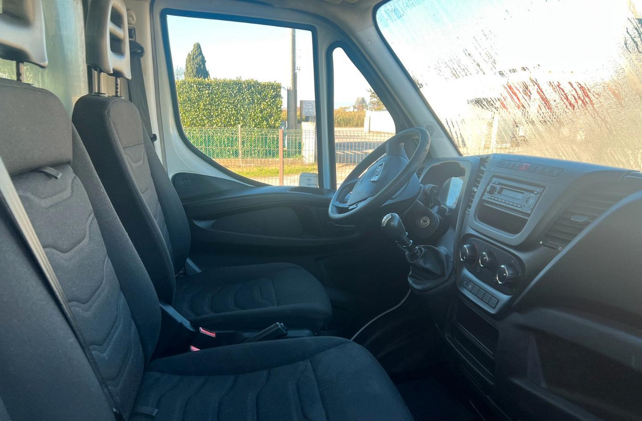 Iveco daily 35s15 furgone euro 6 - Koffer Transporter: das Bild 3 Iveco daily 35s15 furgone euro 6 - Koffer Transporter: das Bild 3