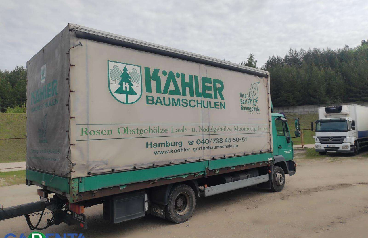 MAN LE8.220 - Plane LKW: das Bild 3 MAN LE8.220 - Plane LKW: das Bild 3